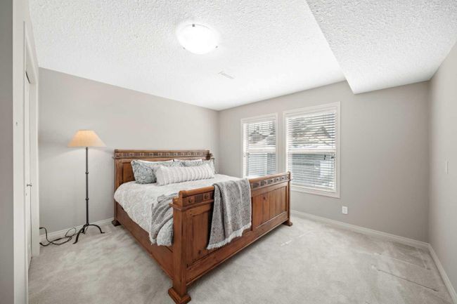 245 Springbank Terrace Sw, Home with 2 bedrooms, 2 bathrooms and 4 parking in Calgary AB | Image 33
