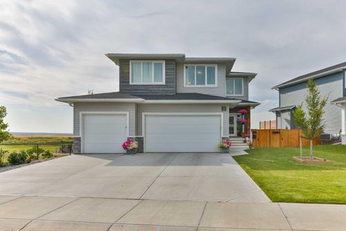 1222 Pacific Cir W, Lethbridge, AB, T1J5V4 | Card Image