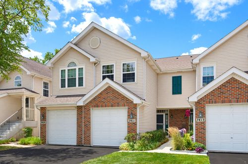 7411 Grandview Ct, Carpentersville, IL, 60110-3401 | Card Image