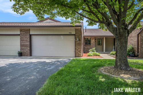 726 Gardenview Dr Sw, Byron Center, MI, 49315-8348 | Card Image