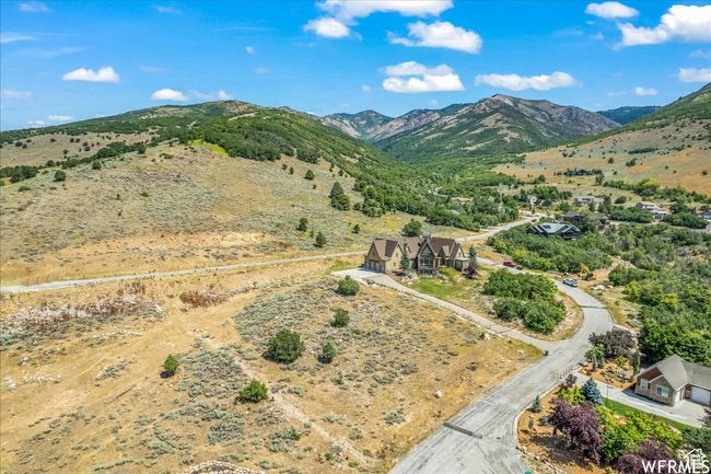 19 - 4349 Snowflake Cir, House other with 4 bedrooms, 6 bathrooms and 4 parking in Eden UT | Image 18
