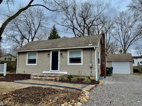 1917 Northmoreland Blvd, Cuyahoga Falls, OH, 44221-4434 | Card Image