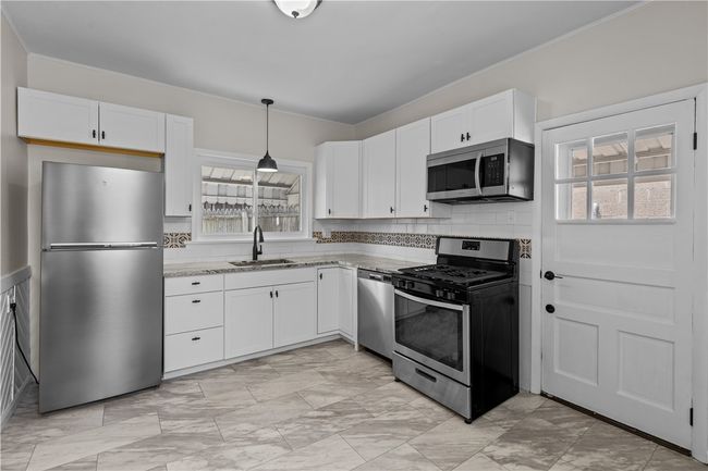 4506 Bowes Ave, House other with 3 bedrooms, 1 bathrooms and 2 parking in West Mifflin PA | Image 16
