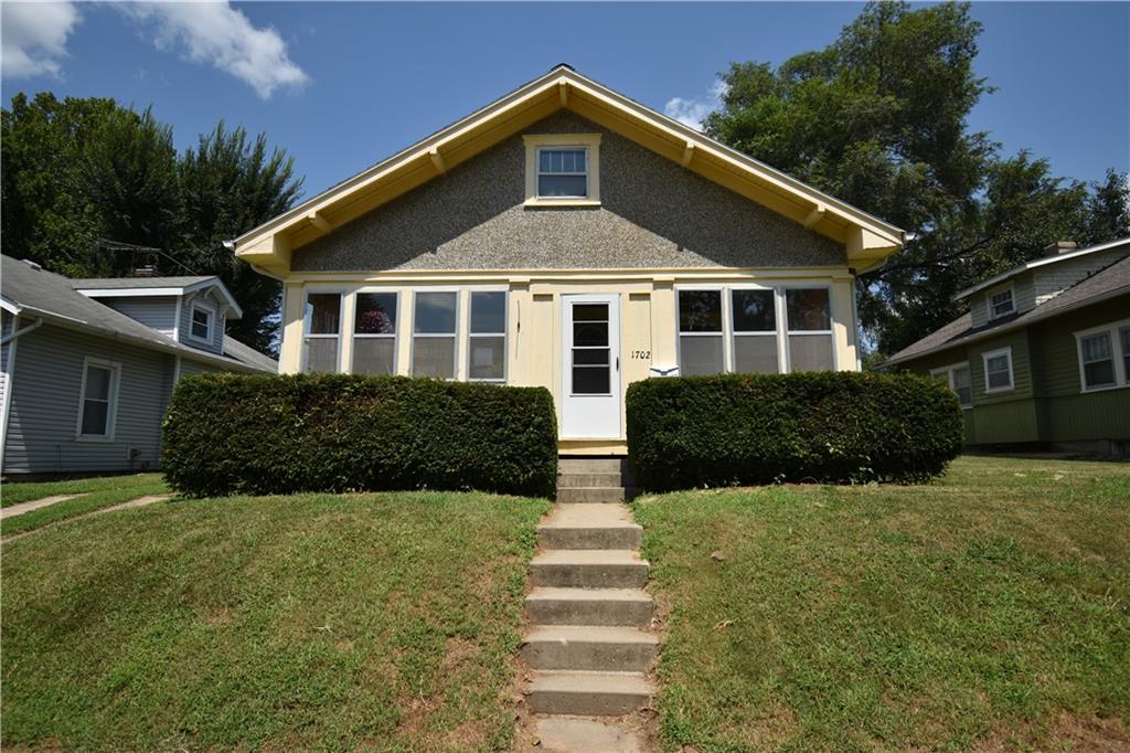 Oneida St, Lexington, MO 64067