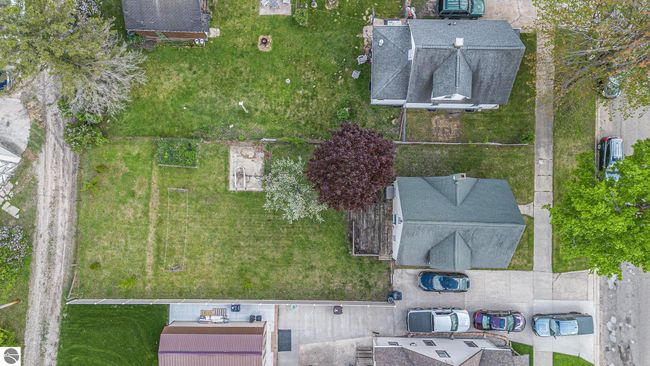 832 Wallace St, House other with 3 bedrooms, 1 bathrooms and null parking in Cadillac MI | Image 31