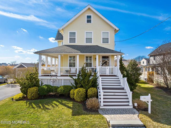 52 Riverdale Ave, House other with 3 bedrooms, 3 bathrooms and null parking in Monmouth Beach NJ | Image 84