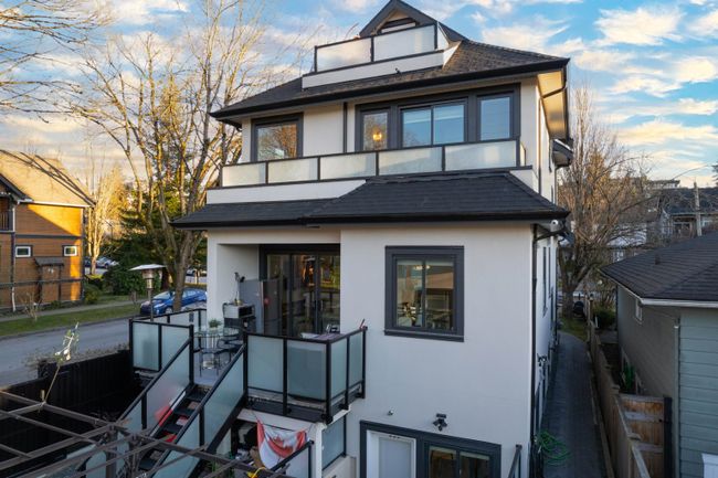 605 W 23rd Avenue, House other with 6 bedrooms, 7 bathrooms and 2 parking in Vancouver BC | Image 3