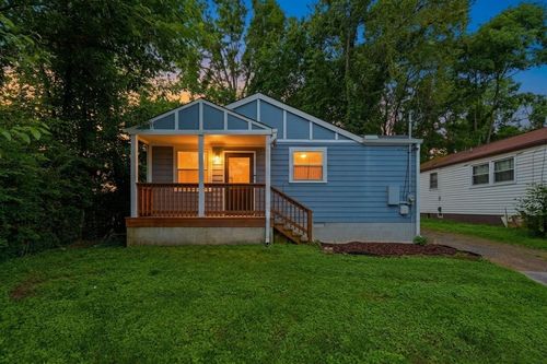 2603 Jenkins St, Nashville, TN, 37208-1249 | Card Image