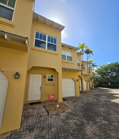 806-806 Se 14th St, Fort Lauderdale, FL, 33316-2069 | Card Image
