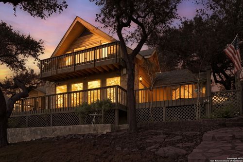 1072 Summit Blf, Canyon Lake, TX, 78133-2246 | Card Image