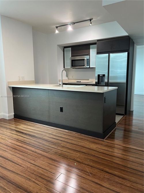 apt-2307-55 Se 6th St, Miami, FL, 33131-2565 | Card Image