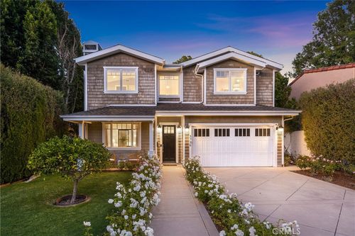 3736 Vantage Ave, Studio City, CA, 91604 | Card Image
