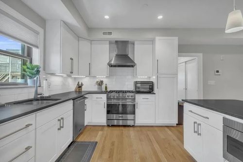 3-24 Rawson St, Boston, MA, 02125 | Card Image