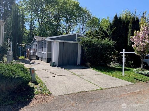 11215 Se 226th St, Kent, WA, 98031-2619 | Card Image