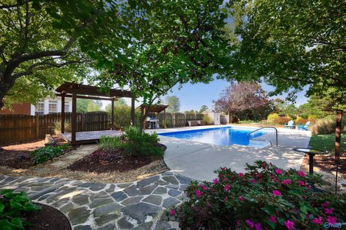 104 Windsong Ct, Madison, AL, 35757-7658 | Card Image