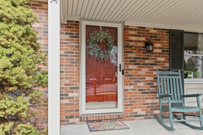 109 Halsey Ct, House other with 4 bedrooms, 3 bathrooms and 2 parking in Mt. Lebanon PA | Image 5