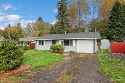 2410 Westlake Drive Se, House other with 3 bedrooms, 2 bathrooms and 1 parking in Lacey WA | Image 2