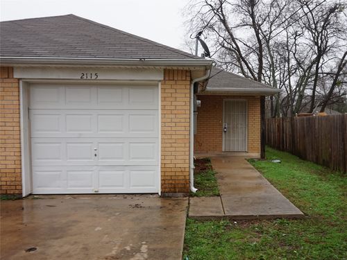 2115-2113 R W Bivens Ln, Fort Worth, TX, 76105-2537 | Card Image