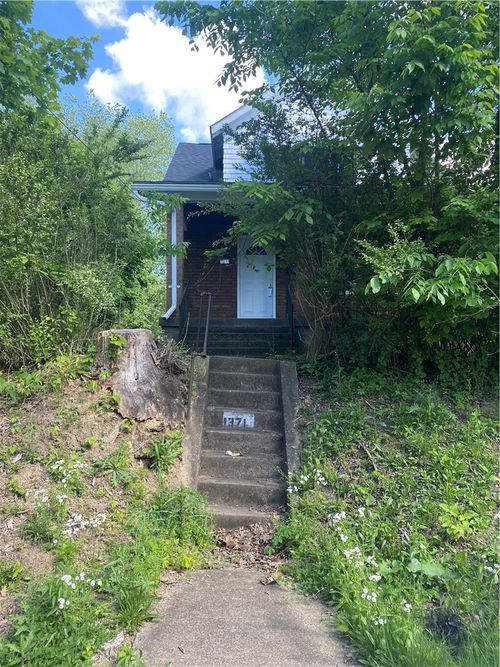 1371 Crucible St, Pittsburgh, PA, 15220-4807 | Card Image