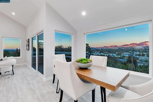1648 Terrace Way, Walnut Creek, CA, 94597-3902 | Card Image