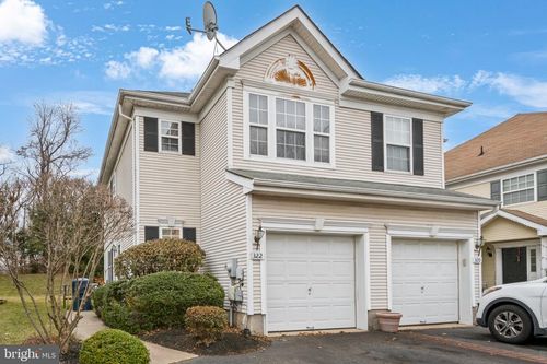 322 Fountayne Ln, Lawrence, NJ, 08648-2678 | Card Image