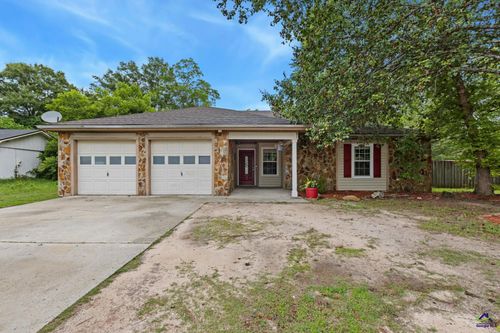 104 Haag Dr, Warner Robins, GA, 31093-1000 | Card Image