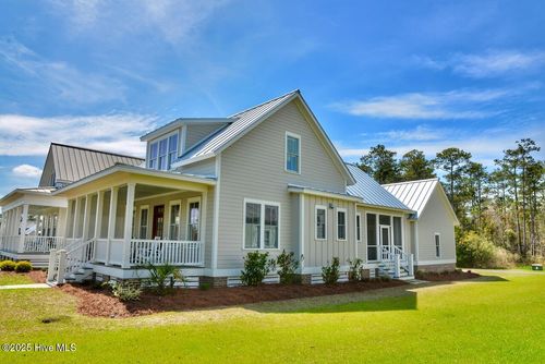 56 Boathouse Rd, Oriental, NC, 28571-1202 | Card Image