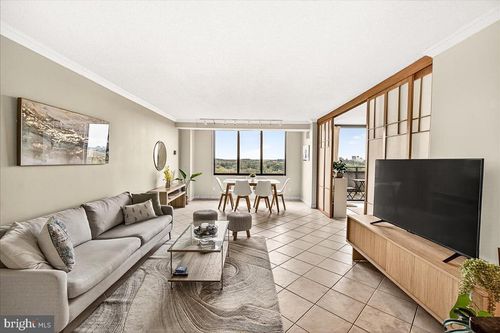 apt-1816n-5225 Pooks Hill Rd, BETHESDA, MD, 20814-6771 | Card Image