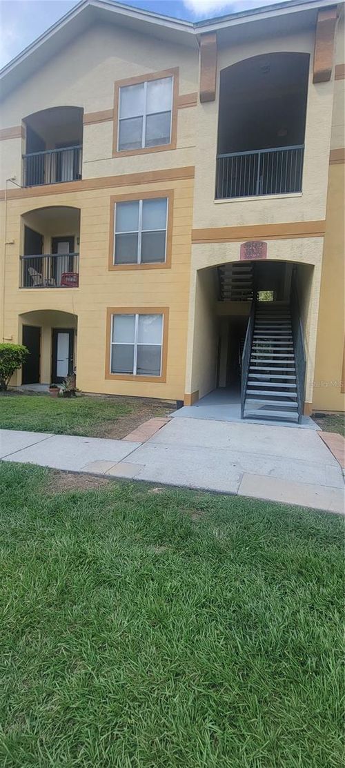 apt-111-5612 Pinnacle Heights Cir, TAMPA, FL, 33624-4019 | Card Image