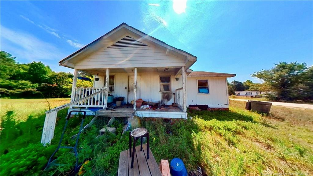 Dudley Rd, Fayetteville, NC 28312