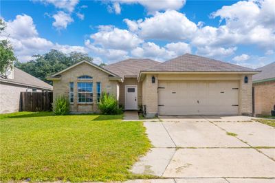 1618 Oak Landing, House other with 3 bedrooms, 2 bathrooms and null parking in Aransas Pass TX | Image 1