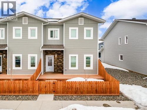 235 Olive May Way, Whitehorse, YT, Y1A0V1 | Card Image