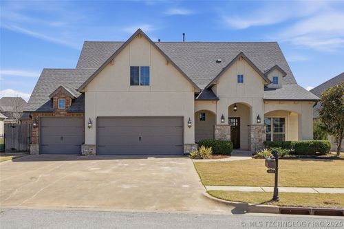 222 W 128th Pl S, Jenks, OK, 74037-4425 | Card Image