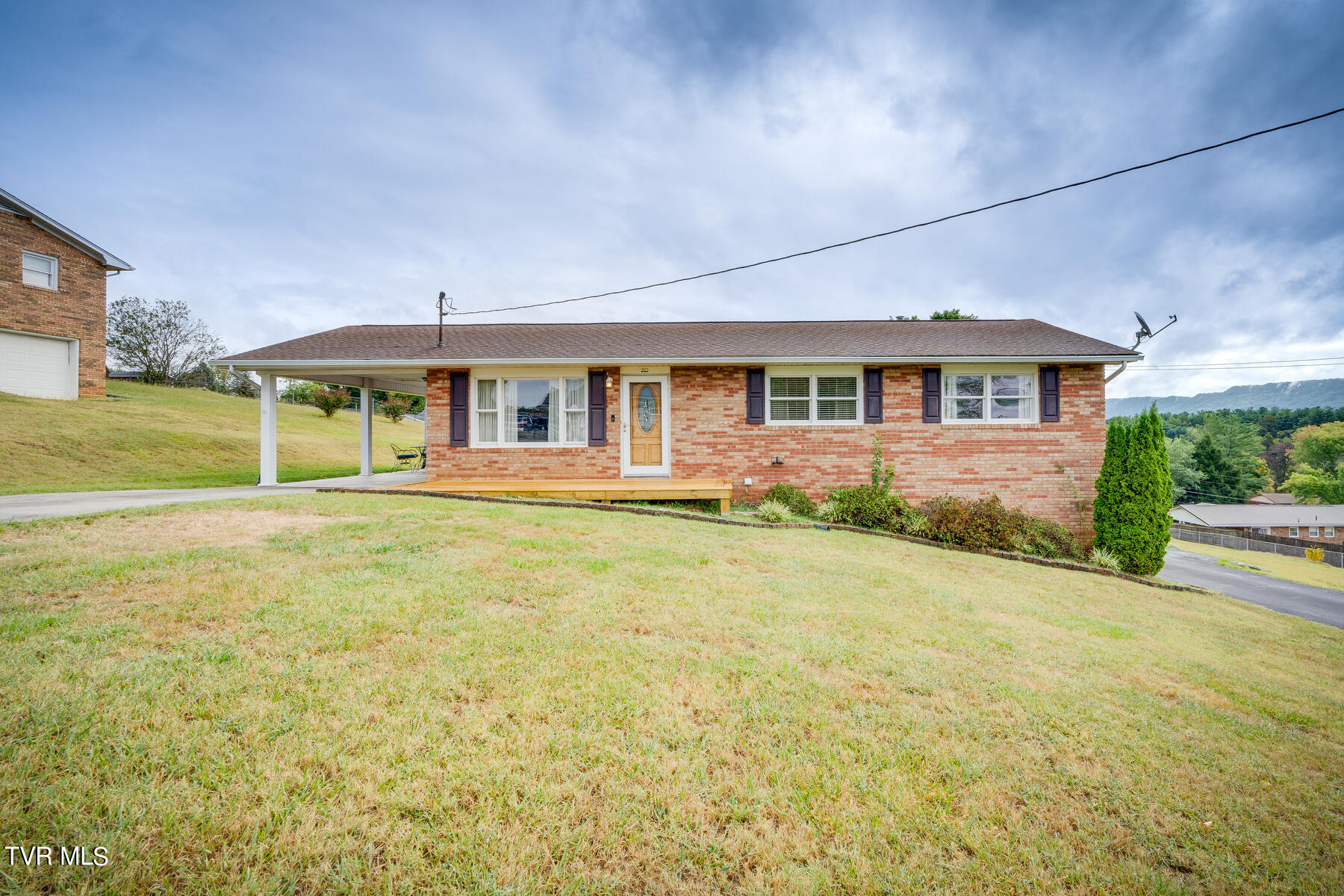 Kay Ave, Church Hill, TN 37642