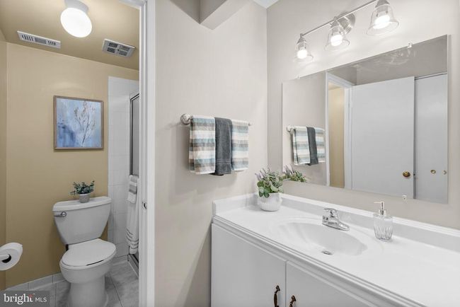 106-30 - 114 Duvall Ln, Condo with 2 bedrooms, 2 bathrooms and null parking in GAITHERSBURG MD | Image 17