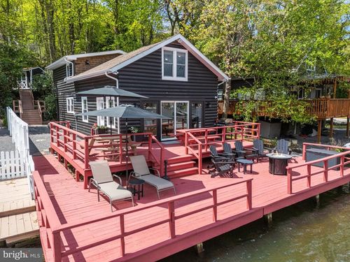 36 S Lake Dr, Lake Harmony, PA, 18624 | Card Image