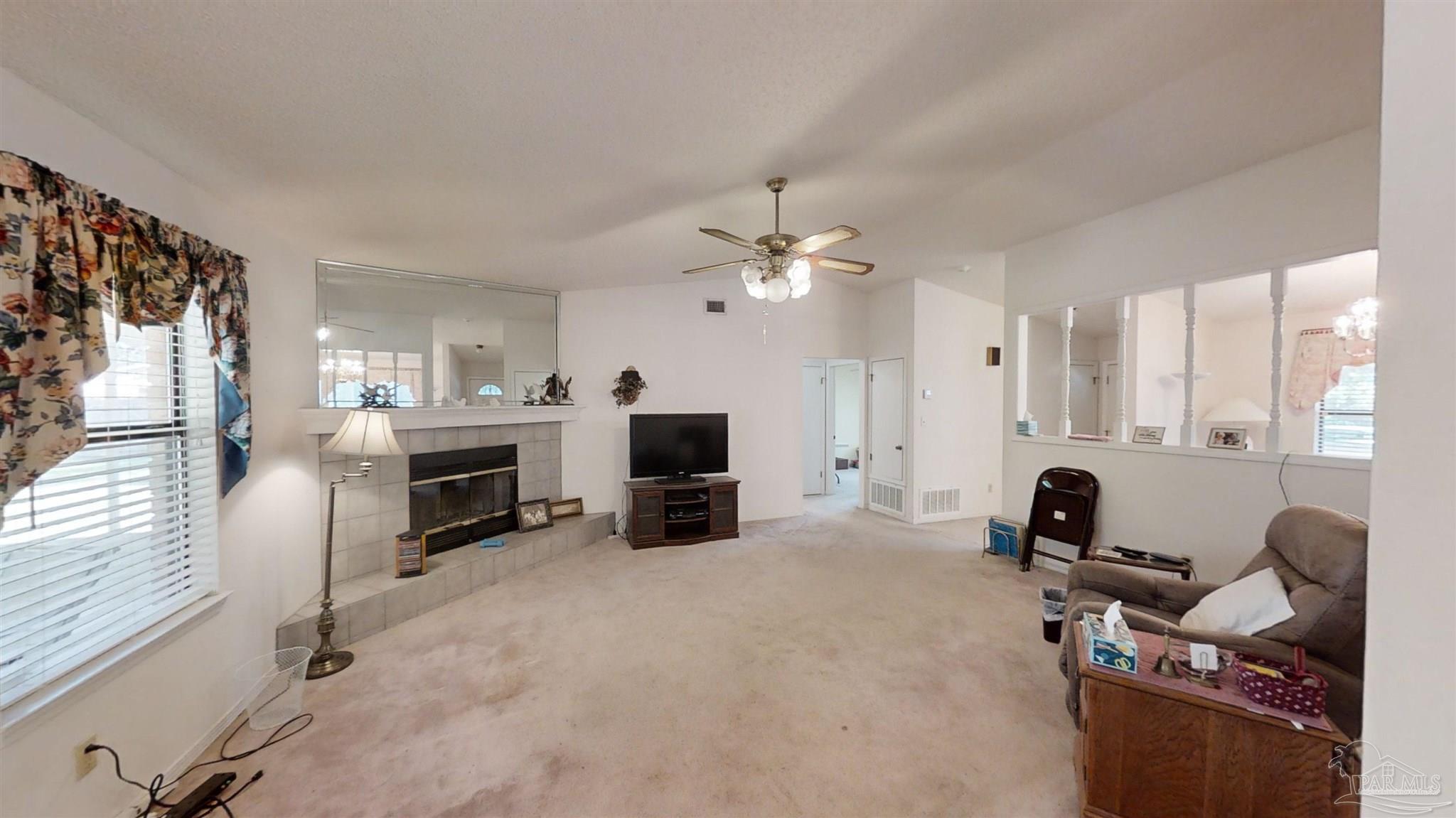 Dove Dr, Pace, FL 32571