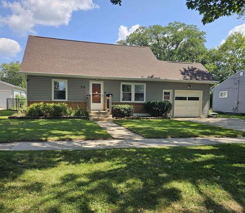 716 N Arch Street, Janesville, WI, 53548 | Card Image