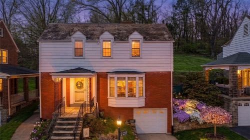 228 Kaplan Ave, Brentwood, PA, 15227-2306 | Card Image