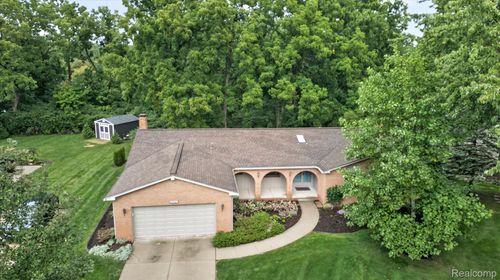 48040 Brewster Ct, Plymouth, MI, 48170-3351 | Card Image