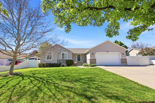 4201 W 9580 S, South Jordan, UT, 84009-9646 | Card Image