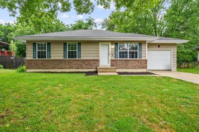 1113 Se 20th Street, House other with 3 bedrooms, 1 bathrooms and null parking in Oak Grove MO | Image 1