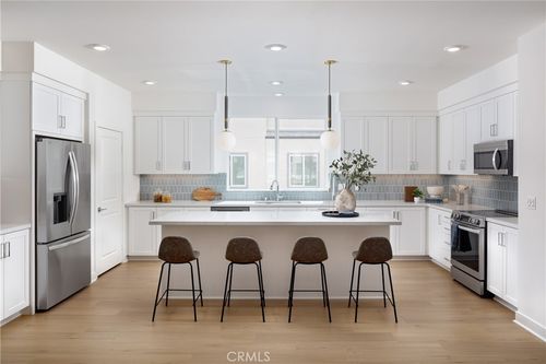1697 Constellation Dr, San Pedro, CA, 90732-6109 | Card Image