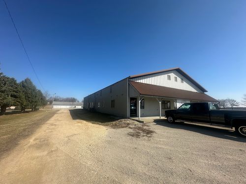 636 S East St, MOUNT CARROLL, IL, 61053-1459 | Card Image