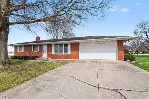 283 Meadowlark Ln, Bremen, IN, 46506-1841 | Card Image