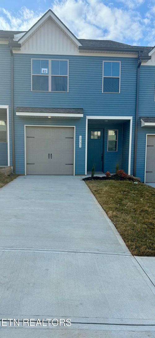 1731 Bennett Village Dr, Maryville, TN, 37804-2100 | Card Image