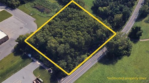 3151 S Church St, Whitehall, PA, 18052-2719 | Card Image
