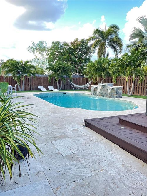 6901 Nw 82nd Ct, Tamarac, FL, 33321-5074 | Card Image