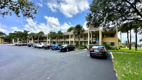 1632 Meadows Circle W, Boynton Beach, FL, 33436 | Card Image