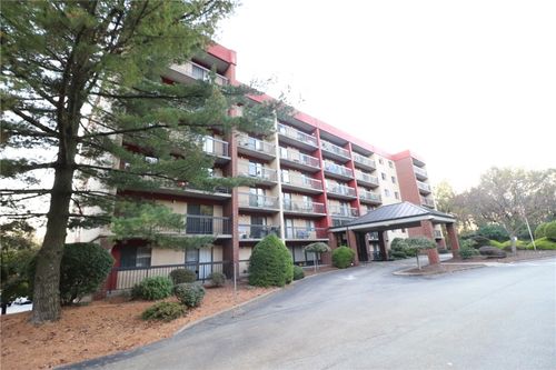 505-1987 1987 Centurion Dr, Forest Hills Boro, PA, 15221 | Card Image